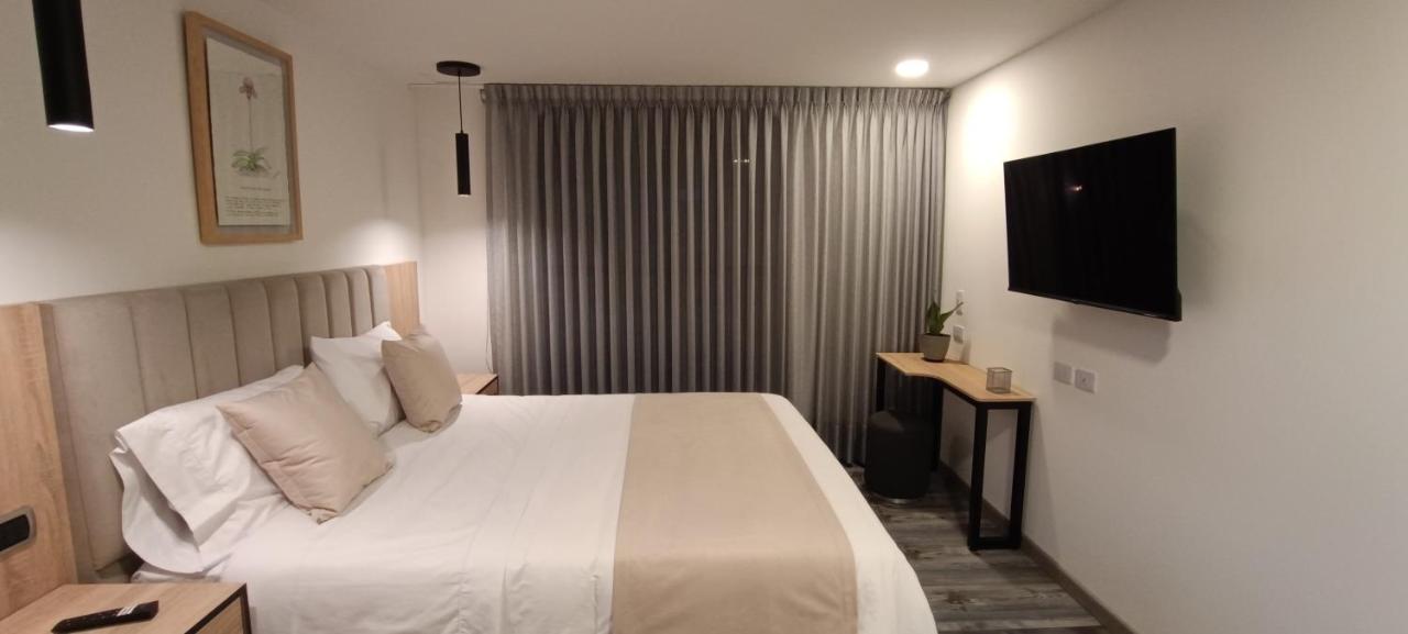 86 Suites Bogotá Esterno foto